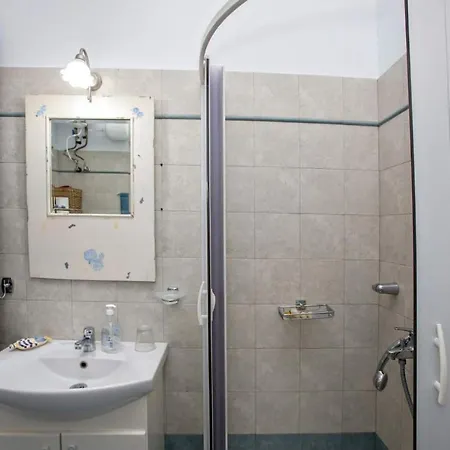 بيت للعطل Lilium House Tinos