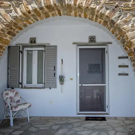 بيت للعطل Lilium House Tinos أيوس سوستيس